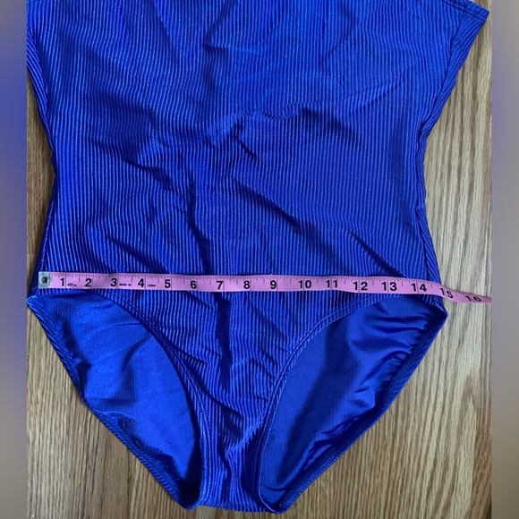 Vintage Cobalt Blue One-Piece Swimsuit (XL) with Striped Ribbed Fabric - Picture 7 of 10